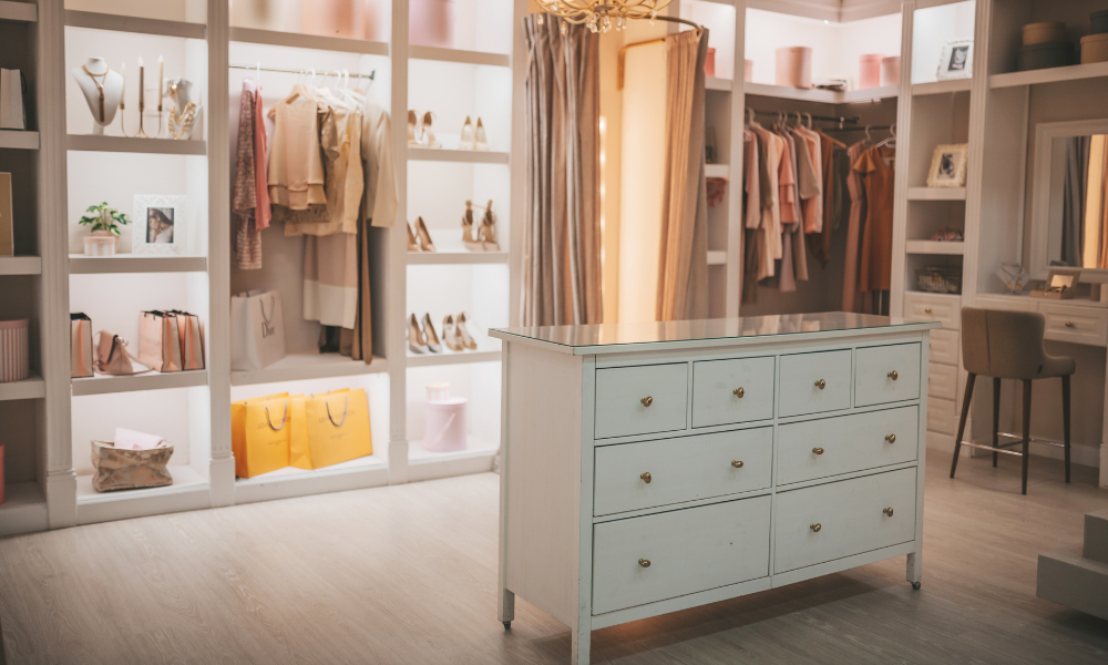 Een kast als roomdivider: slim scheiden zonder muren